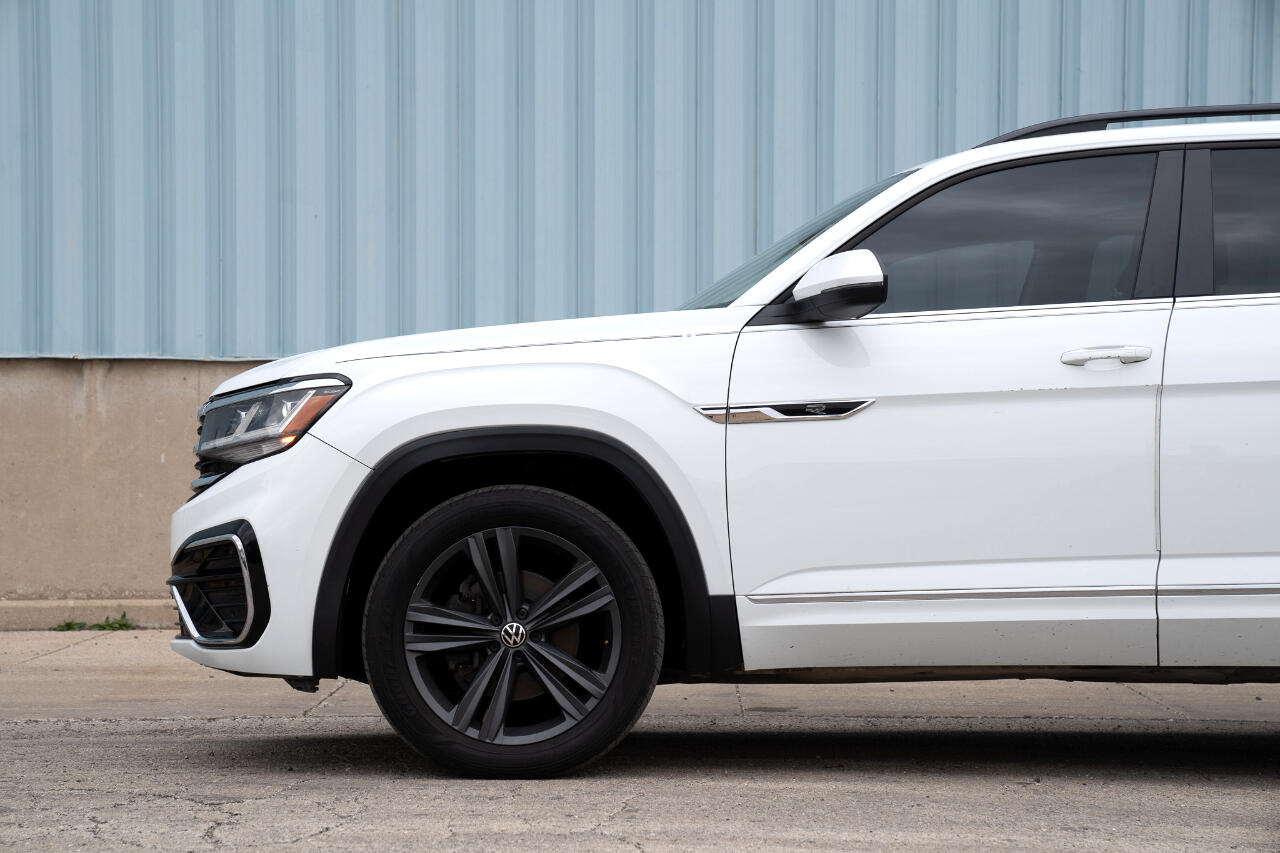 2021 Volkswagen Atlas 3.6L V6 SE Technology R-Line Image 2 of 51