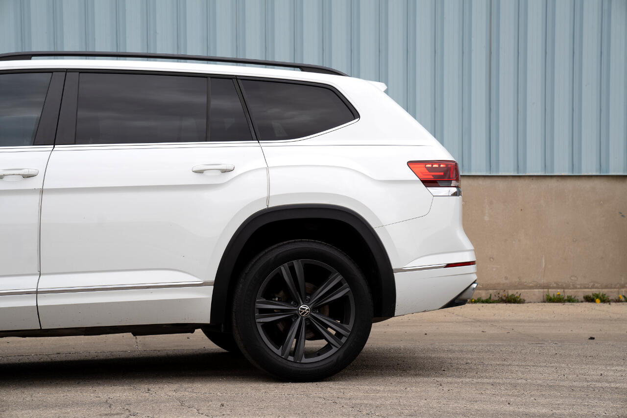 2021 Volkswagen Atlas 3.6L V6 SE Technology R-Line Image 13 of 51
