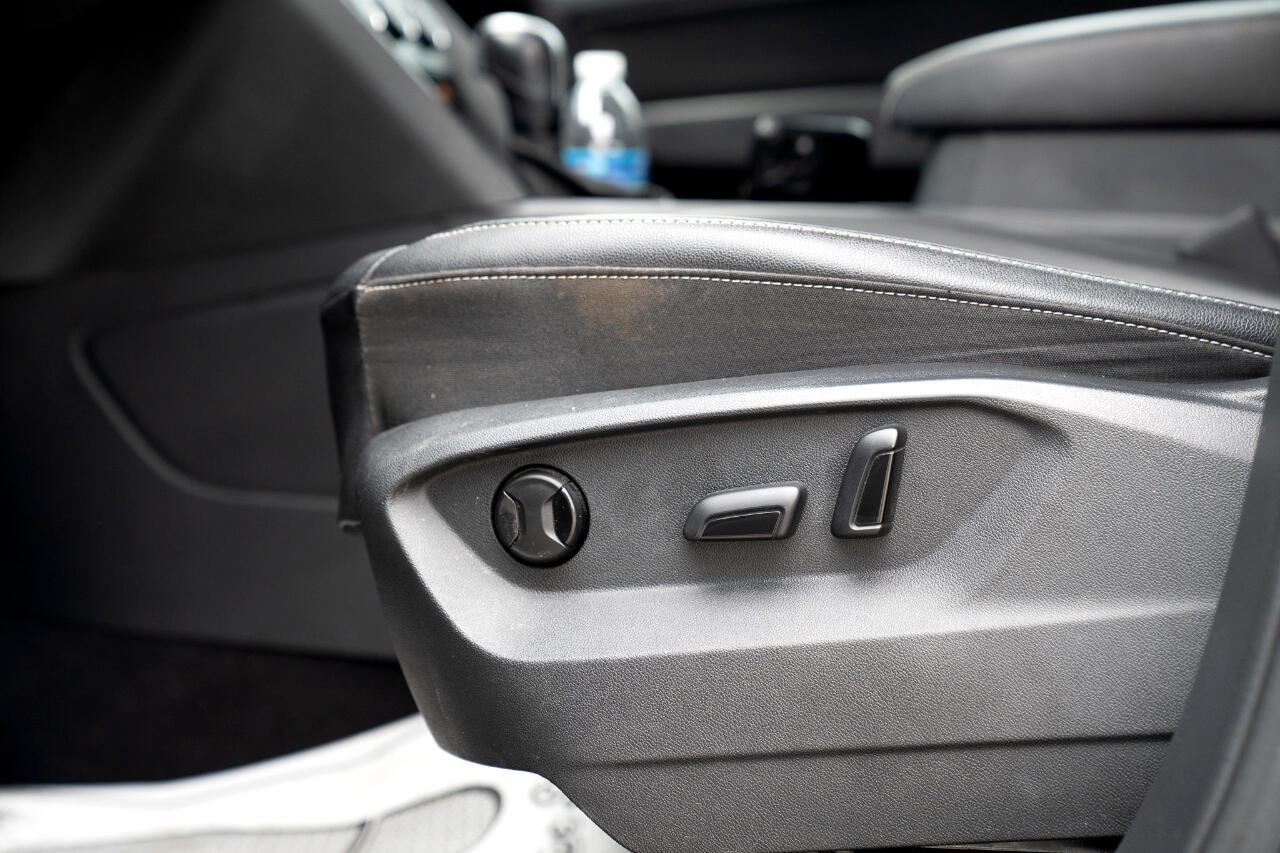 2021 Volkswagen Atlas 3.6L V6 SE Technology R-Line Image 29 of 51