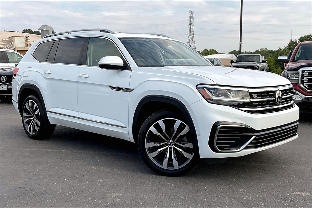 2021 Volkswagen Atlas 3.6L V6 SEL Premium R-Line Image 3 of 32
