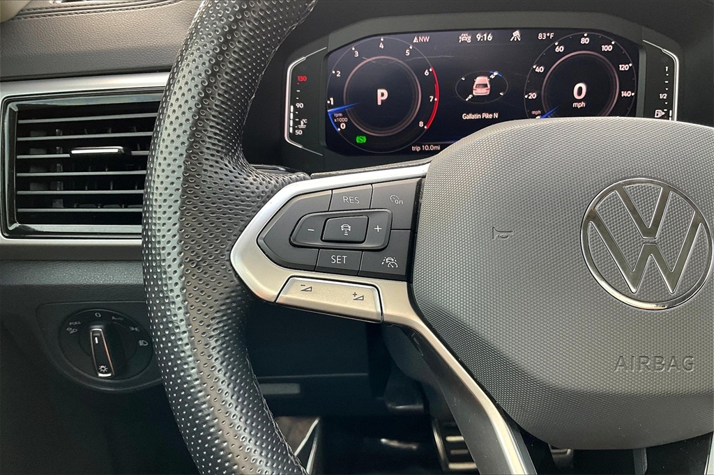 2021 Volkswagen Atlas 3.6L V6 SEL Premium R-Line Image 20 of 32