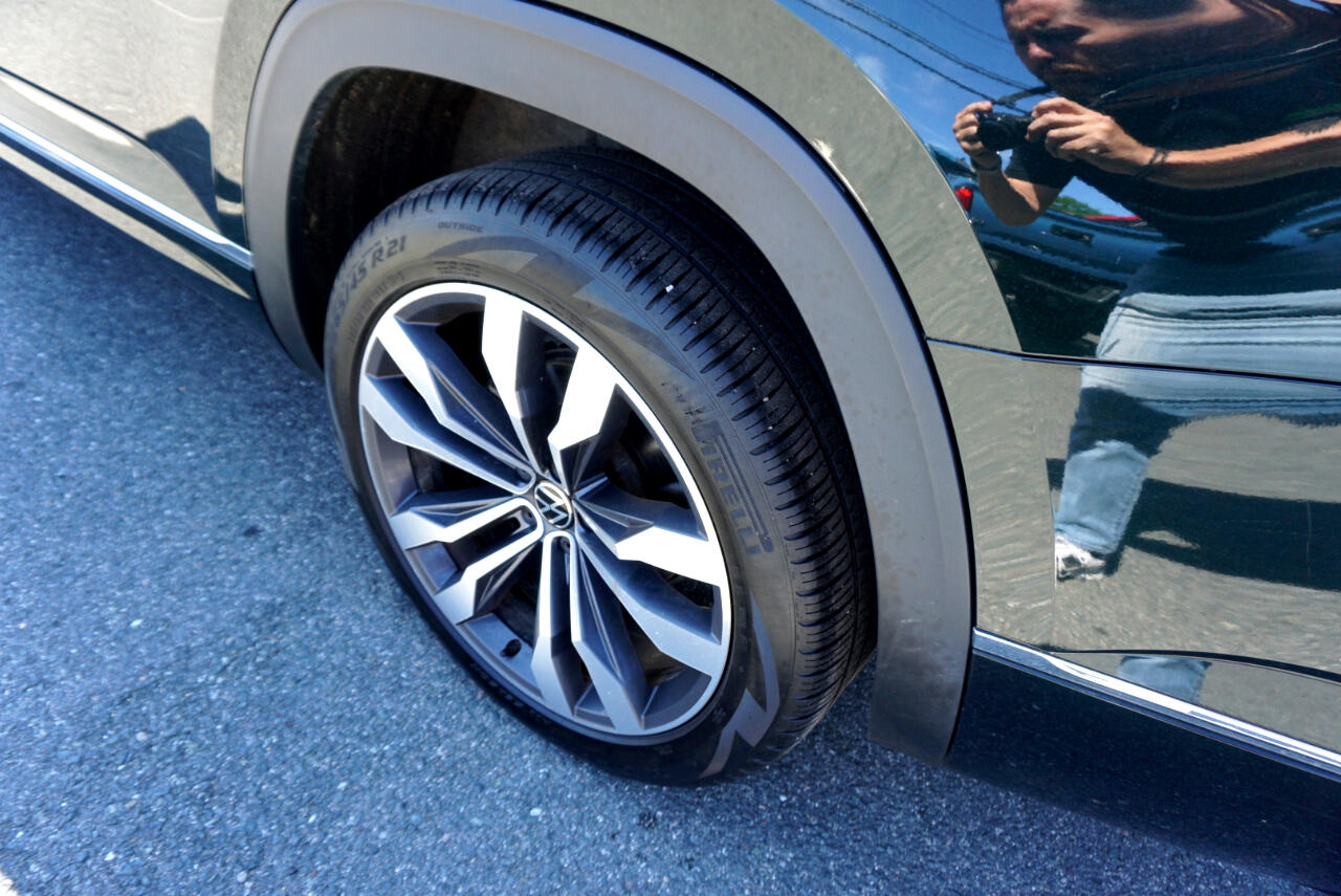 Vehicle image 6 of 29