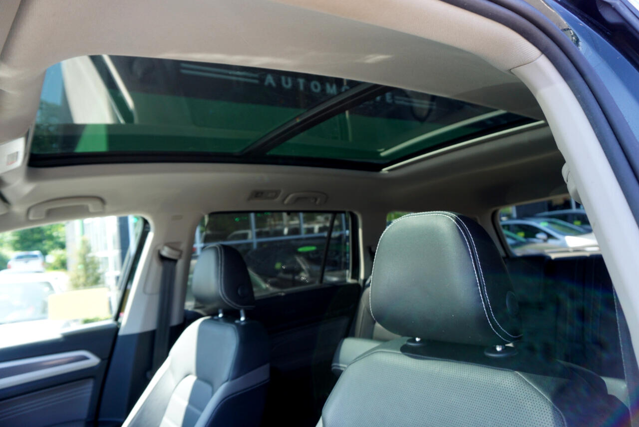 Vehicle image 24 of 29
