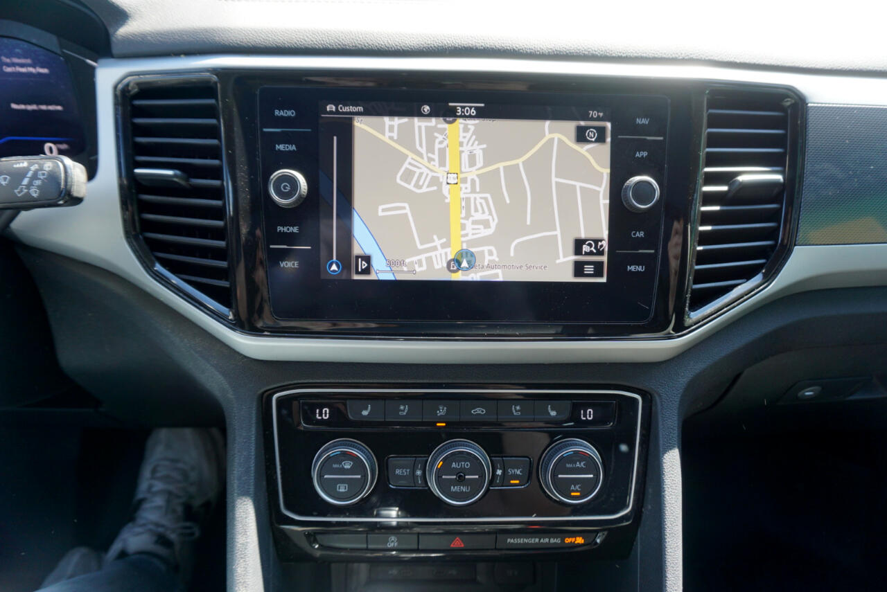 Vehicle image 14 of 29