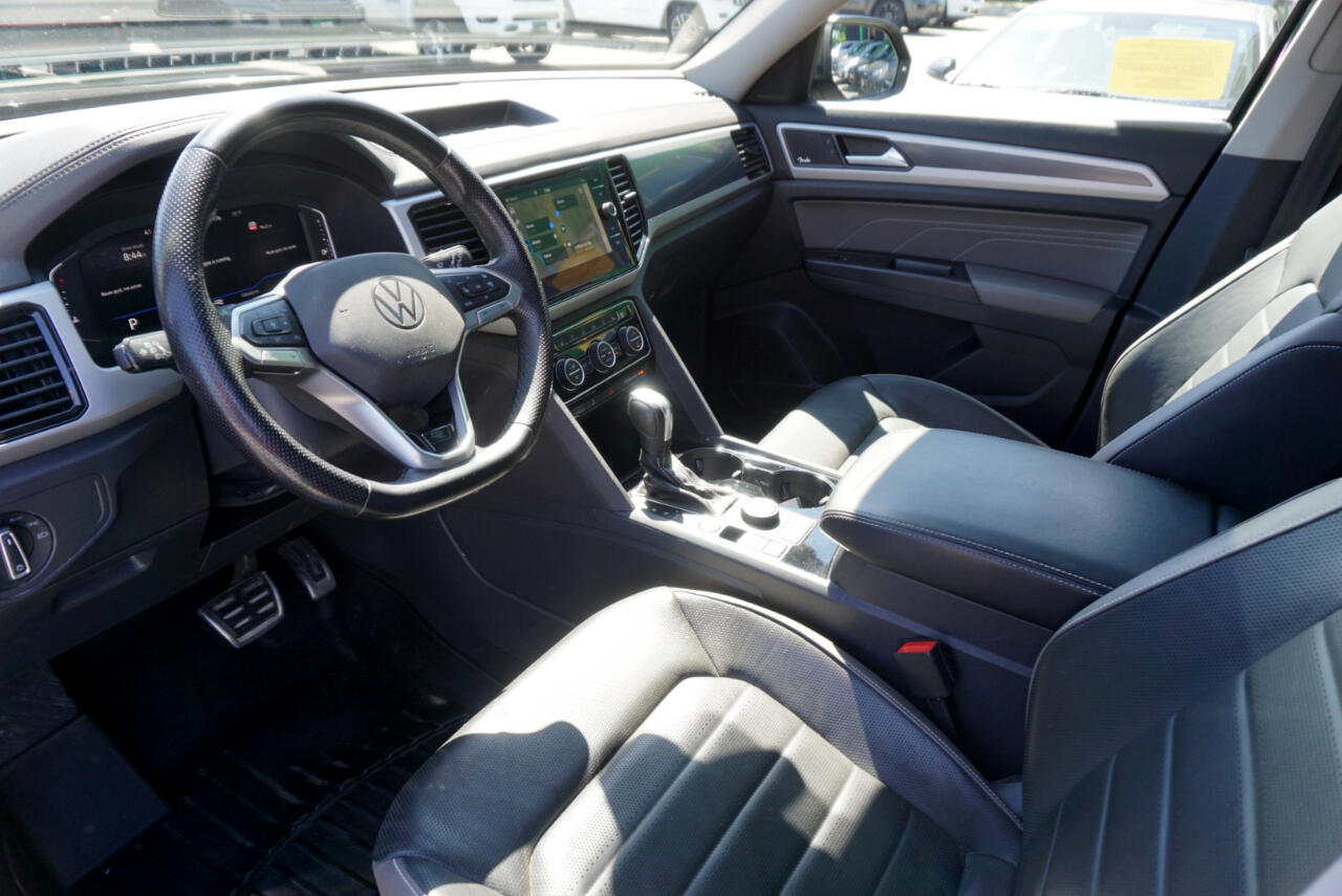 Vehicle image 12 of 29