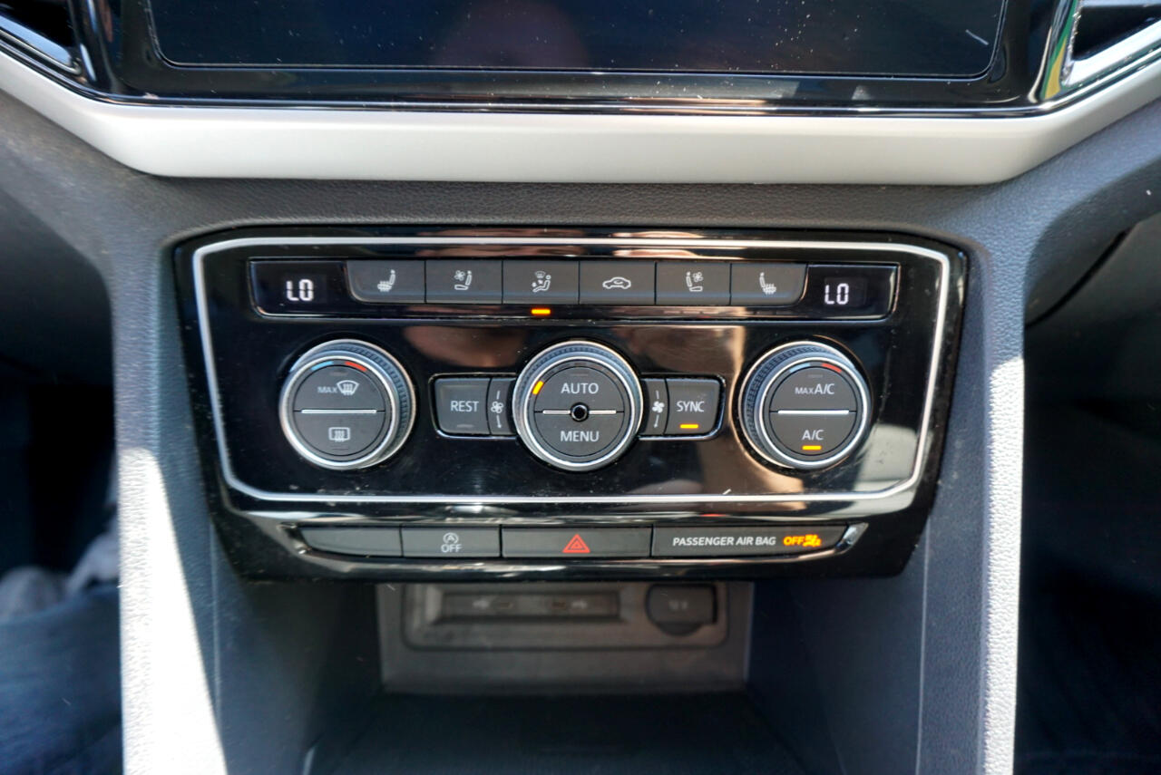 Vehicle image 26 of 29