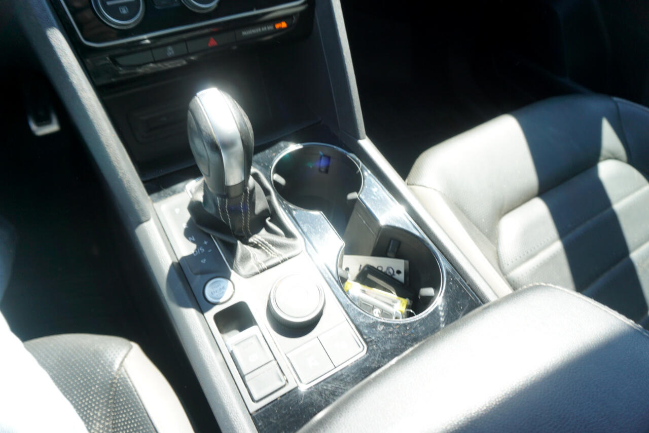 Vehicle image 16 of 29