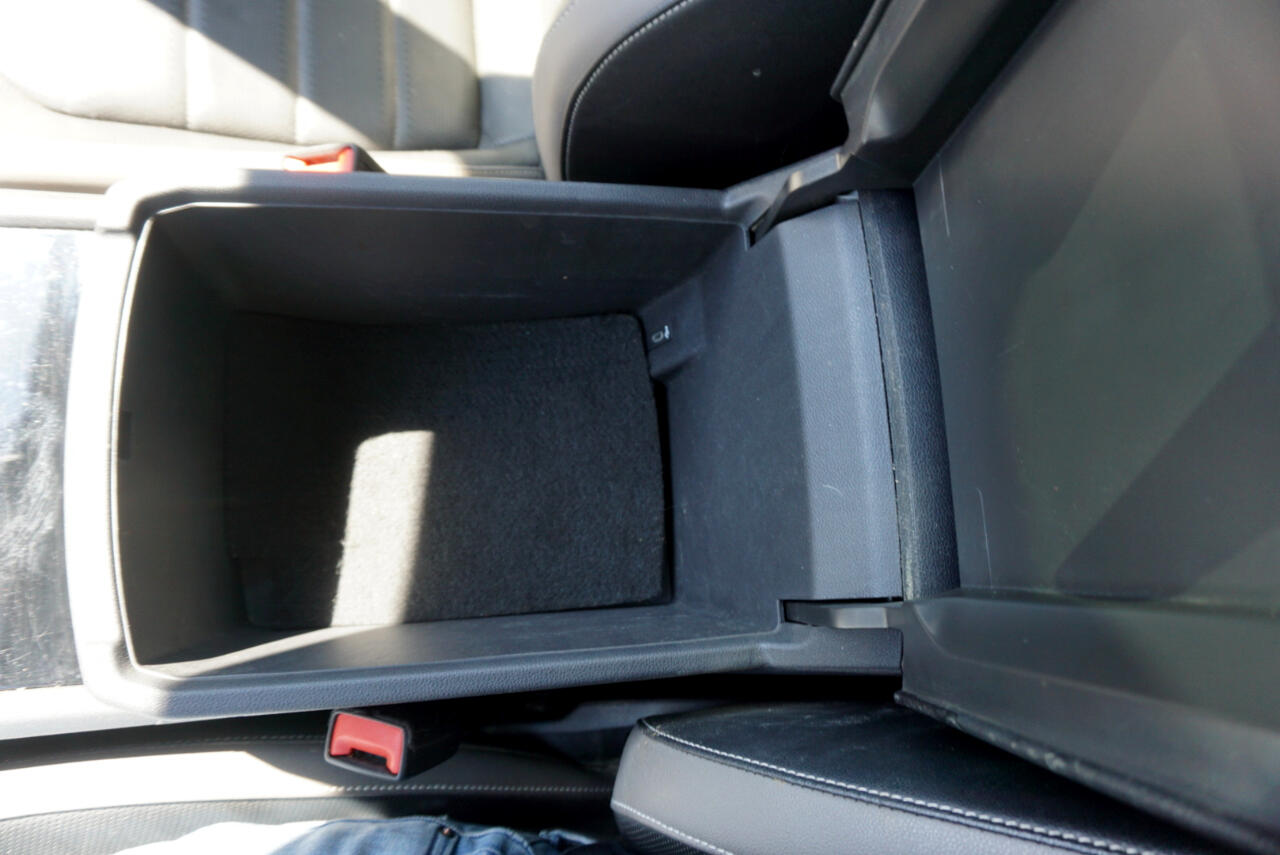 Vehicle image 19 of 29