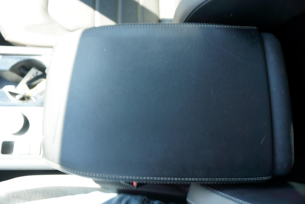 Vehicle image 20 of 29