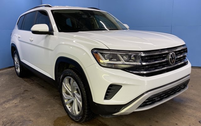 2021 Volkswagen Atlas 3.6L V6 SE Technology Image 3 of 50