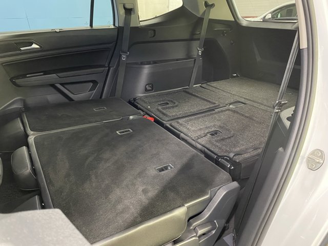 2021 Volkswagen Atlas 3.6L V6 SE Technology Image 33 of 50