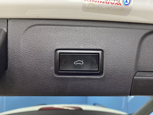 2021 Volkswagen Atlas 3.6L V6 SE Technology Image 39 of 50
