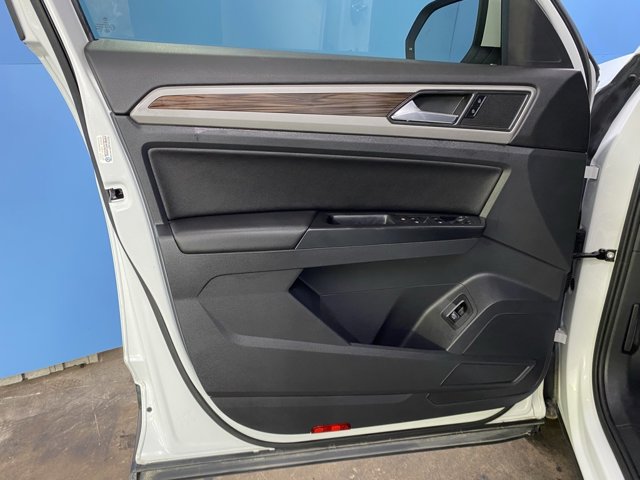 2021 Volkswagen Atlas 3.6L V6 SE Technology Image 28 of 50