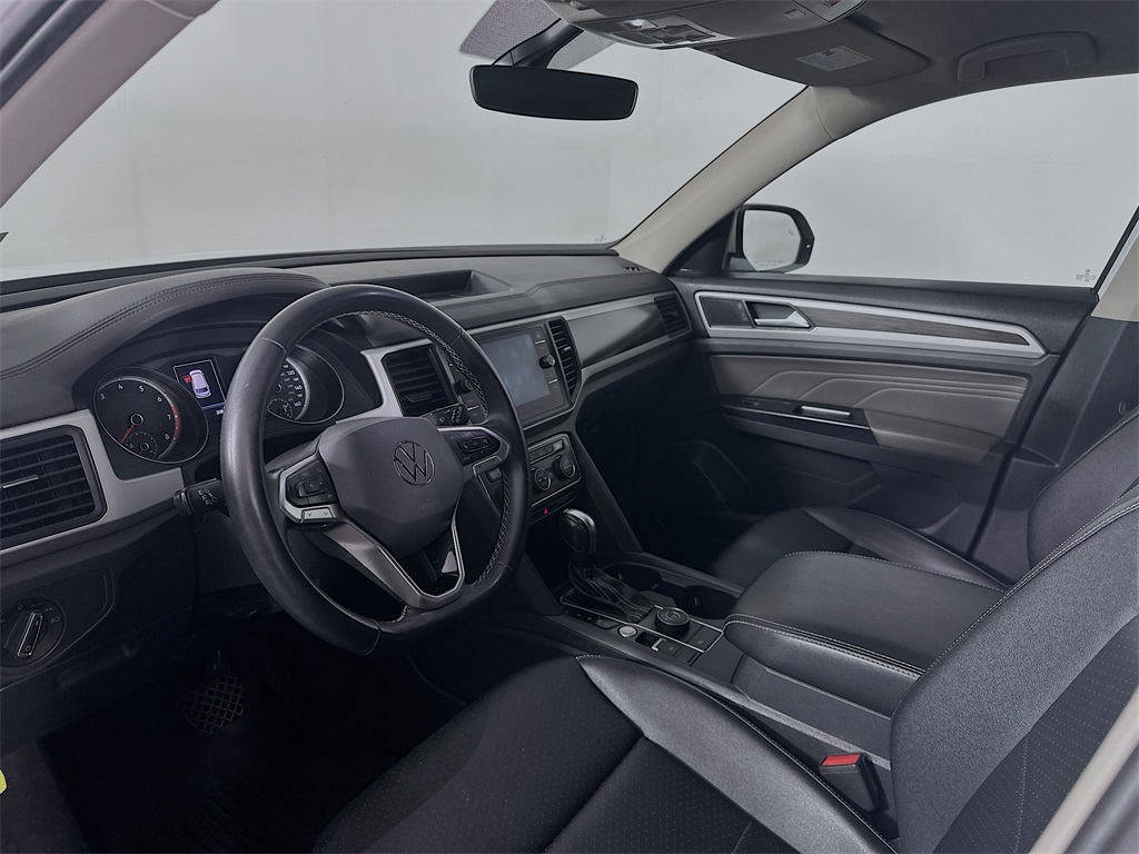 2021 Volkswagen Atlas 3.6L V6 SE Technology Image 19 of 35