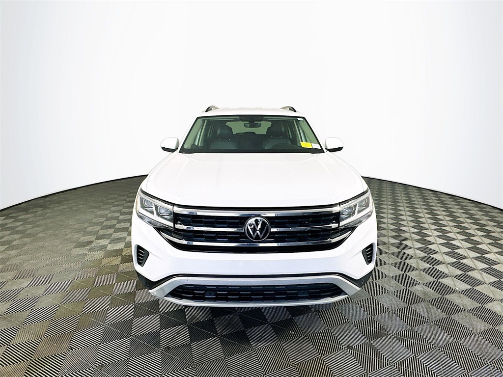 2021 Volkswagen Atlas 3.6L V6 SE Technology Image 2 of 35