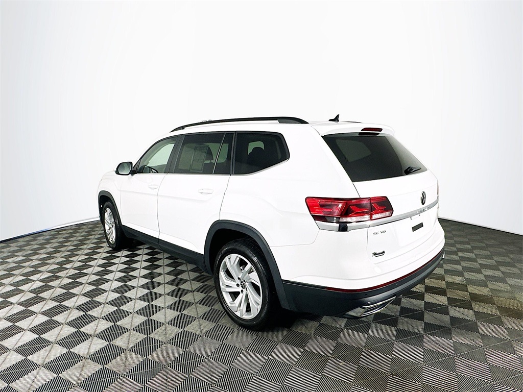 2021 Volkswagen Atlas 3.6L V6 SE Technology Image 7 of 35