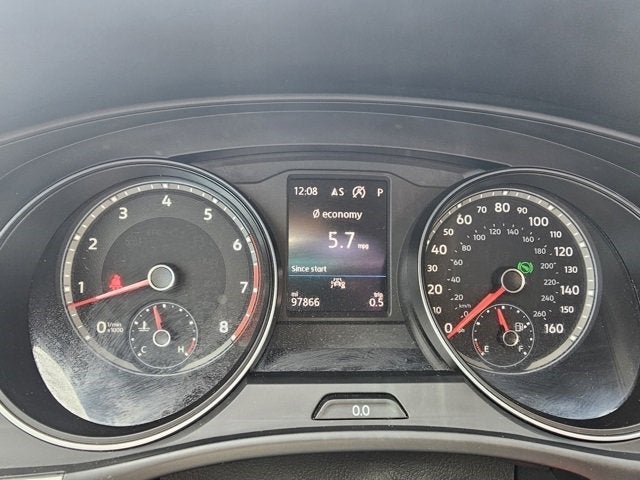 Vehicle image 21 of 32
