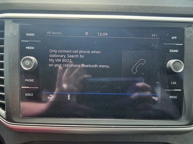 Vehicle image 23 of 32