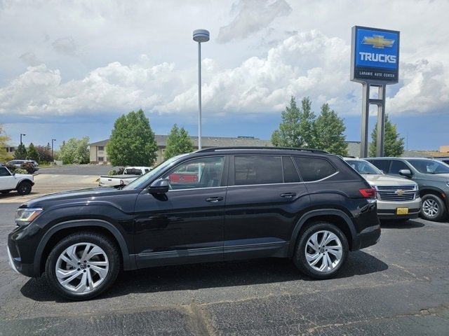 Vehicle image 1 of 32