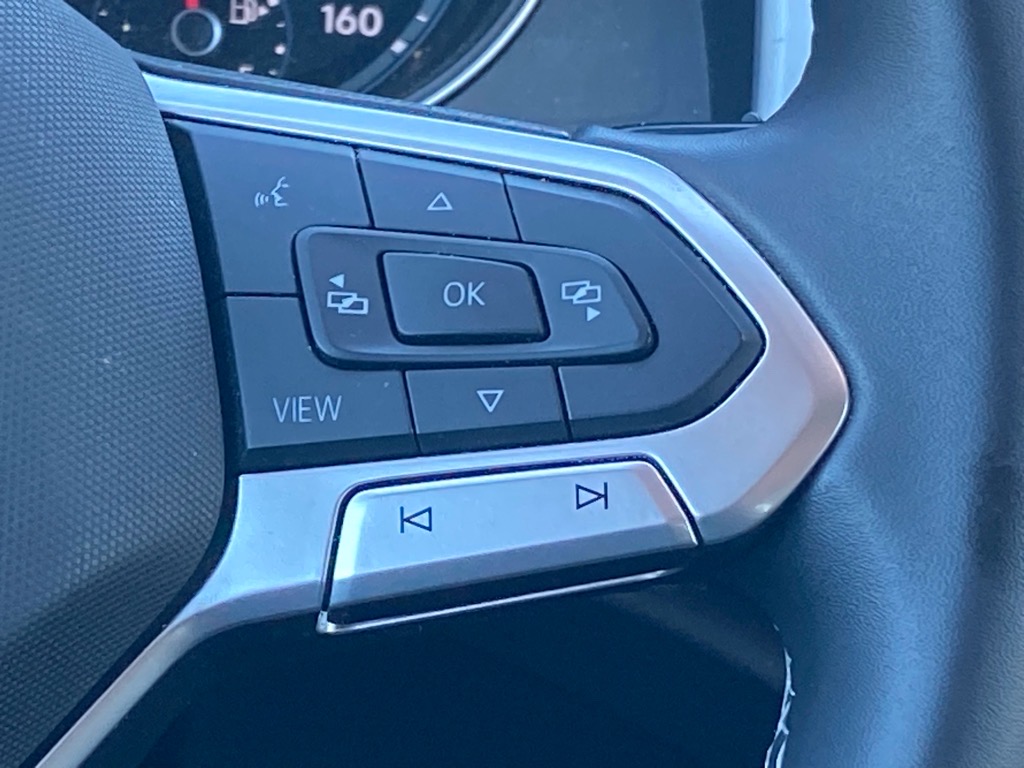 2021 Volkswagen Atlas 3.6L V6 SE Technology Image 18 of 19