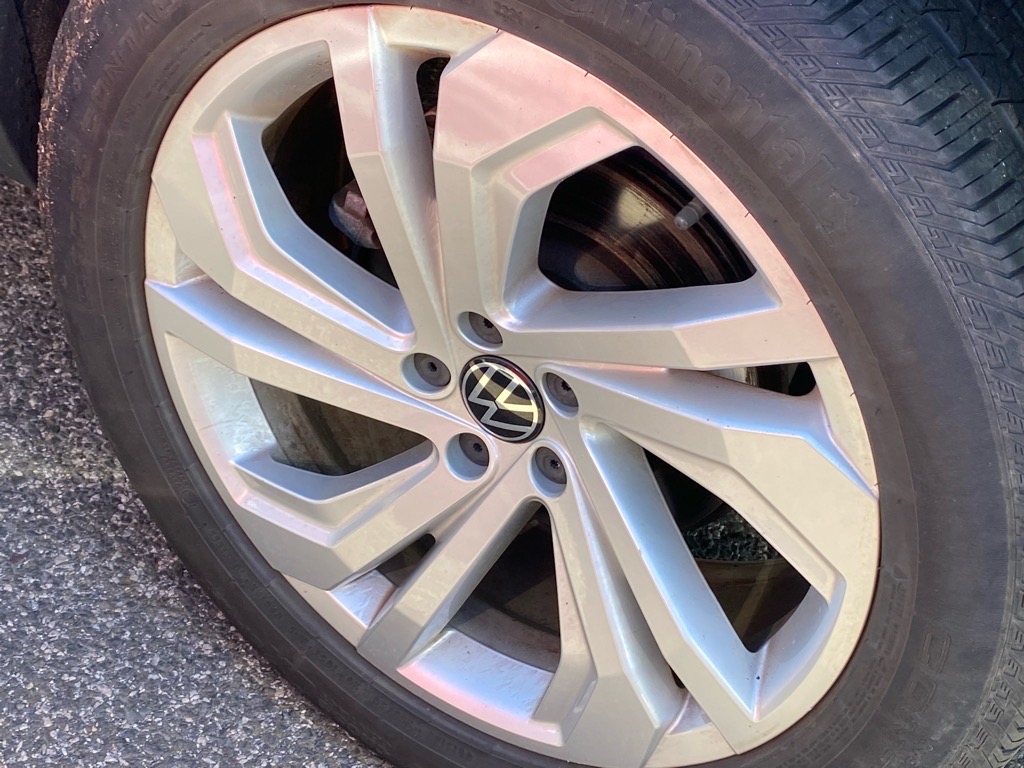 2021 Volkswagen Atlas 3.6L V6 SE Technology Image 4 of 19