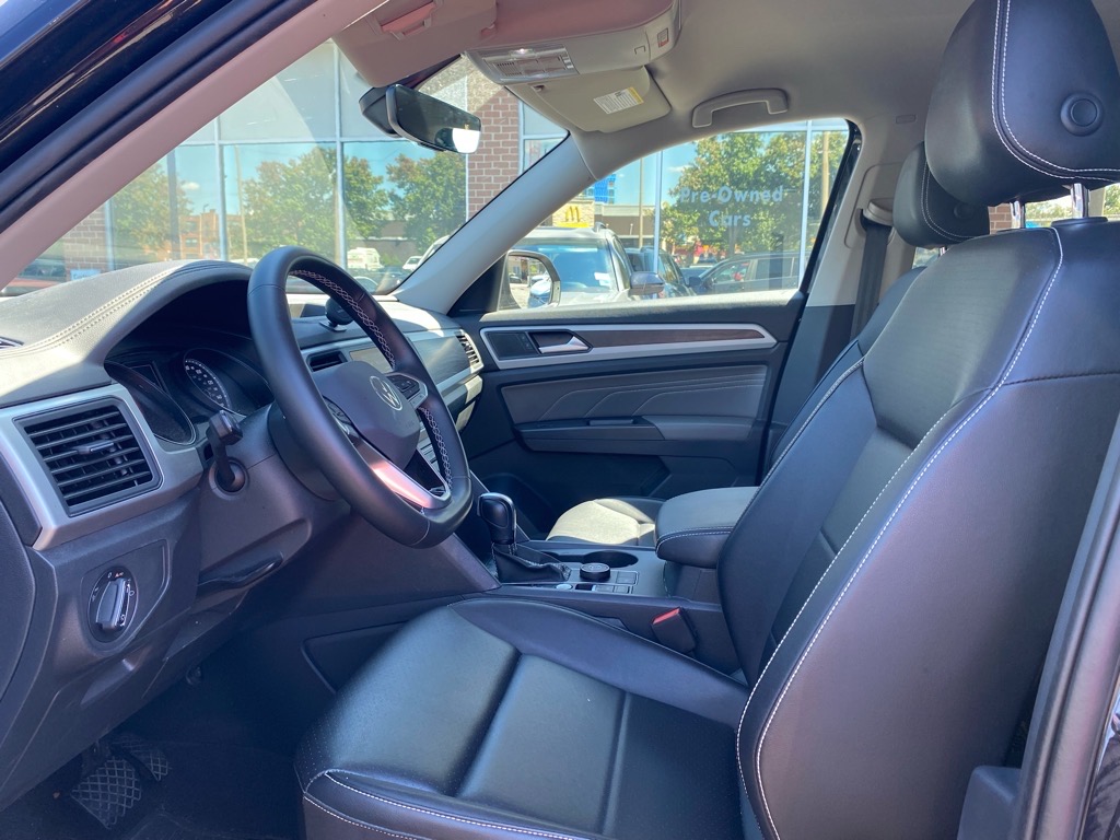 2021 Volkswagen Atlas 3.6L V6 SE Technology Image 6 of 19