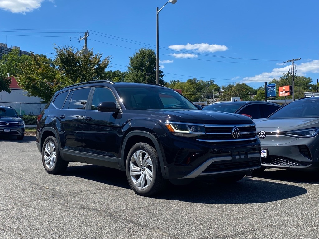 2021 Volkswagen Atlas 3.6L V6 SE Technology Image 1 of 19