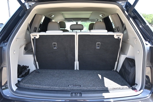 2021 Volkswagen Atlas 3.6L V6 SE Technology Image 8 of 31