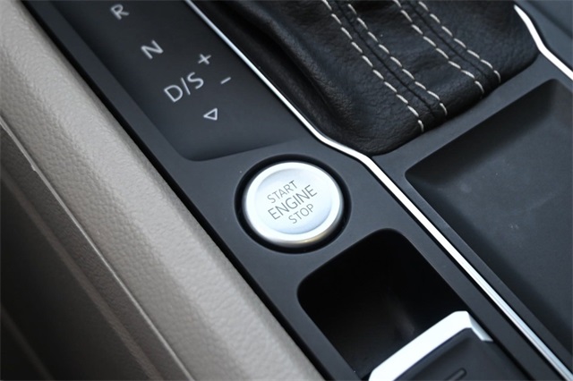 2021 Volkswagen Atlas 3.6L V6 SE Technology Image 27 of 31