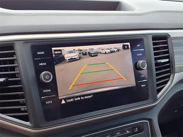 2021 Volkswagen Atlas 3.6L V6 SE Technology Image 18 of 26