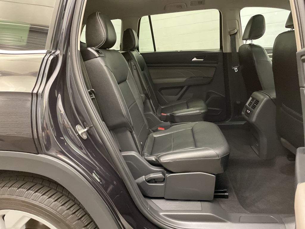 2021 Volkswagen Atlas 3.6L V6 SE Technology Image 13 of 53