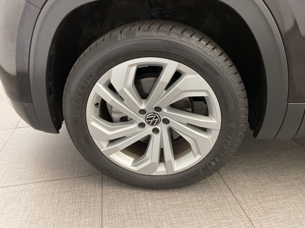 2021 Volkswagen Atlas 3.6L V6 SE Technology Image 10 of 53