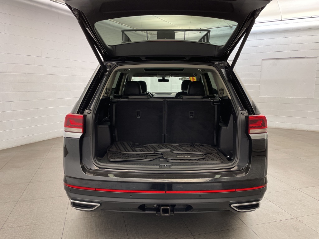 2021 Volkswagen Atlas 3.6L V6 SE Technology Image 11 of 53