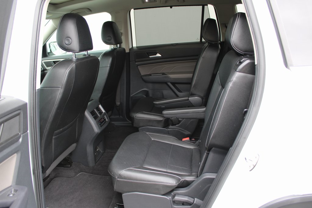 2021 Volkswagen Atlas 3.6L V6 SE Technology Image 12 of 53