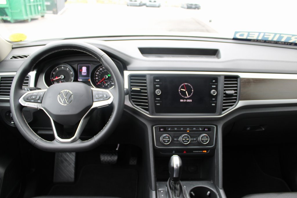 2021 Volkswagen Atlas 3.6L V6 SE Technology Image 18 of 53