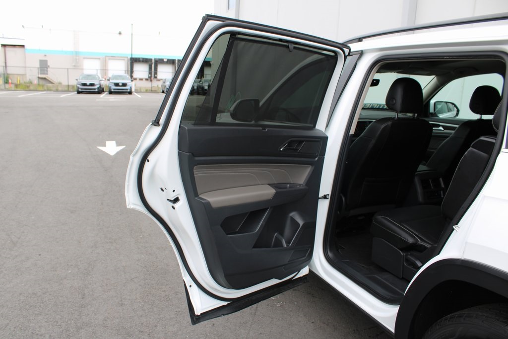 2021 Volkswagen Atlas 3.6L V6 SE Technology Image 42 of 53