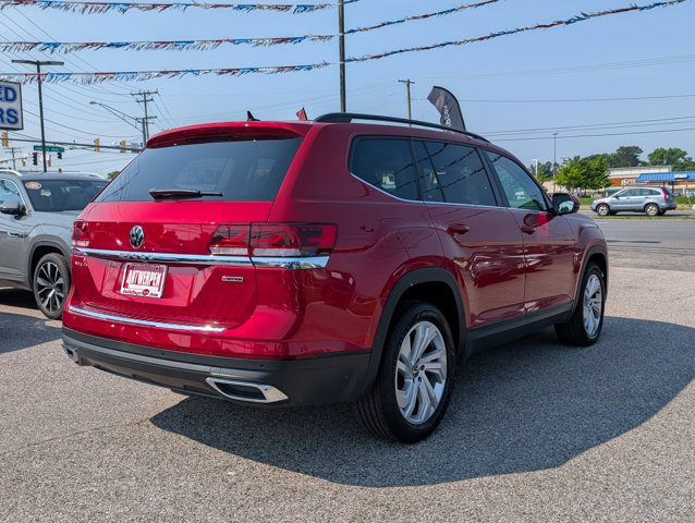 Vehicle image 6 of 40