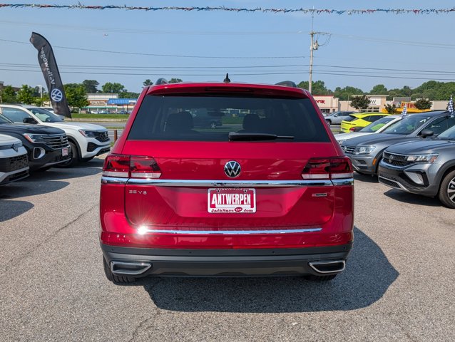 Vehicle image 7 of 40