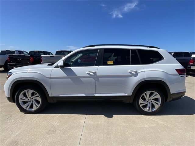 Vehicle image 6 of 38