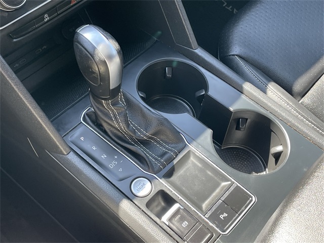 Vehicle image 22 of 38