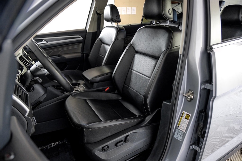 2021 Volkswagen Atlas 3.6L V6 SE Technology Image 18 of 60