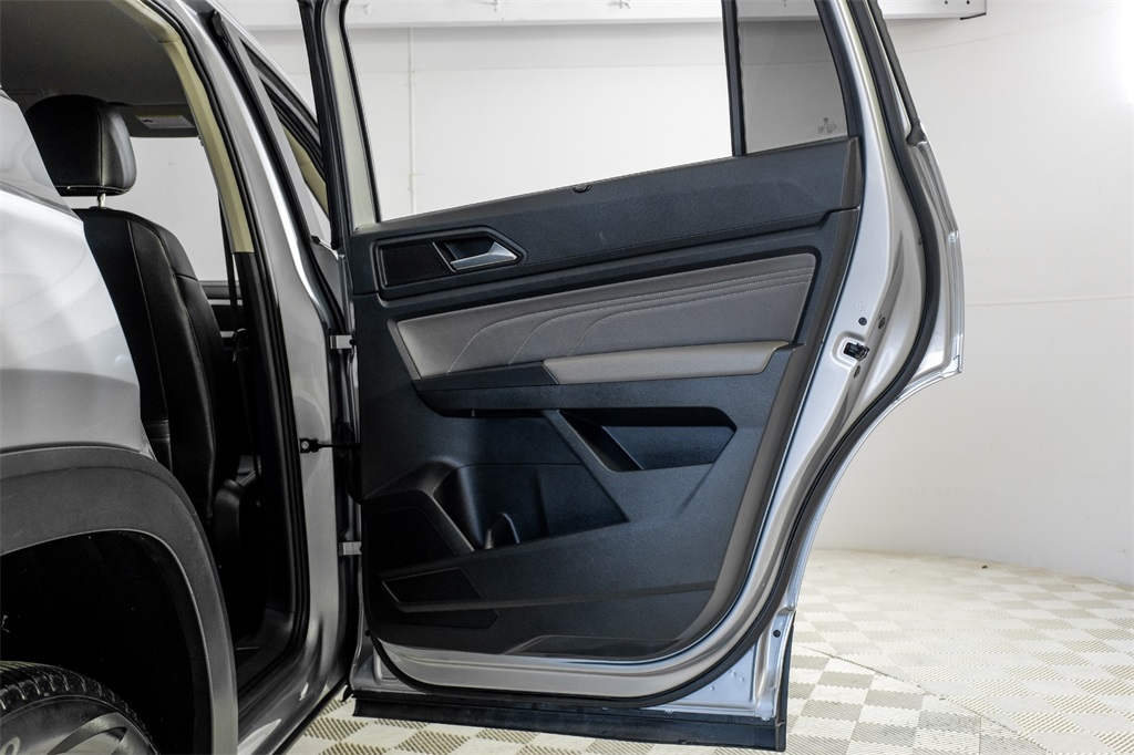 2021 Volkswagen Atlas 3.6L V6 SE Technology Image 23 of 60