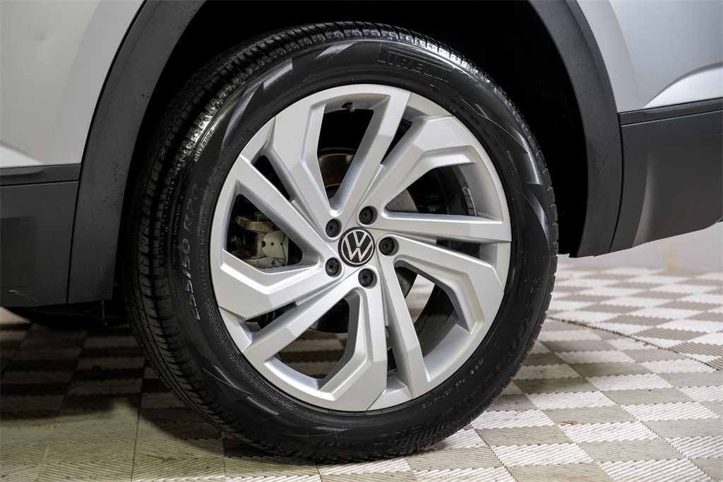 2021 Volkswagen Atlas 3.6L V6 SE Technology Image 14 of 60
