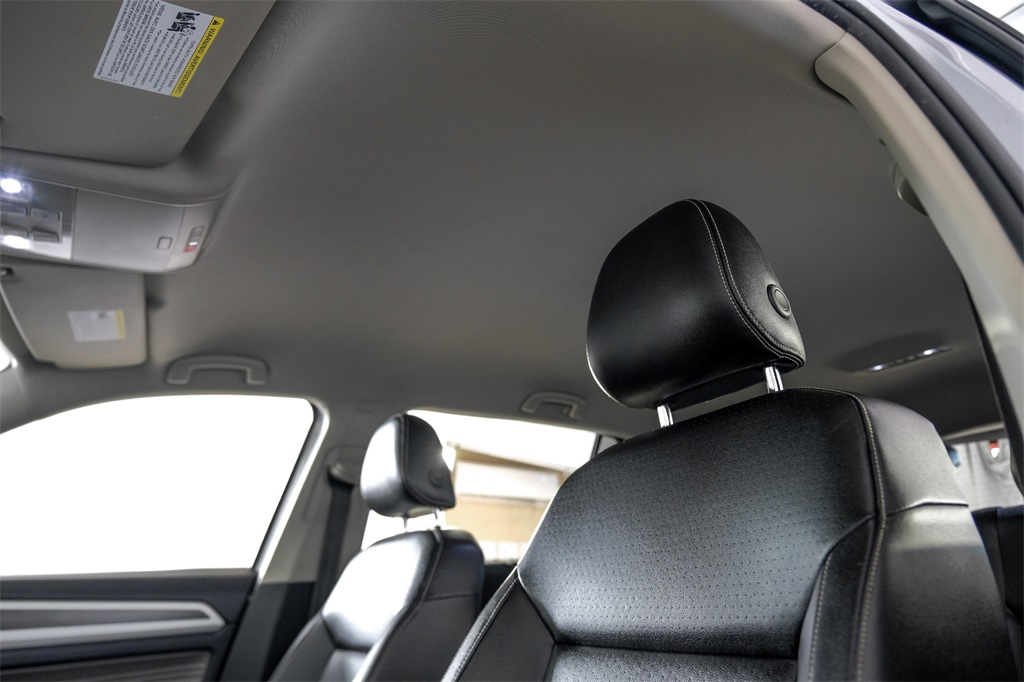 2021 Volkswagen Atlas 3.6L V6 SE Technology Image 24 of 60