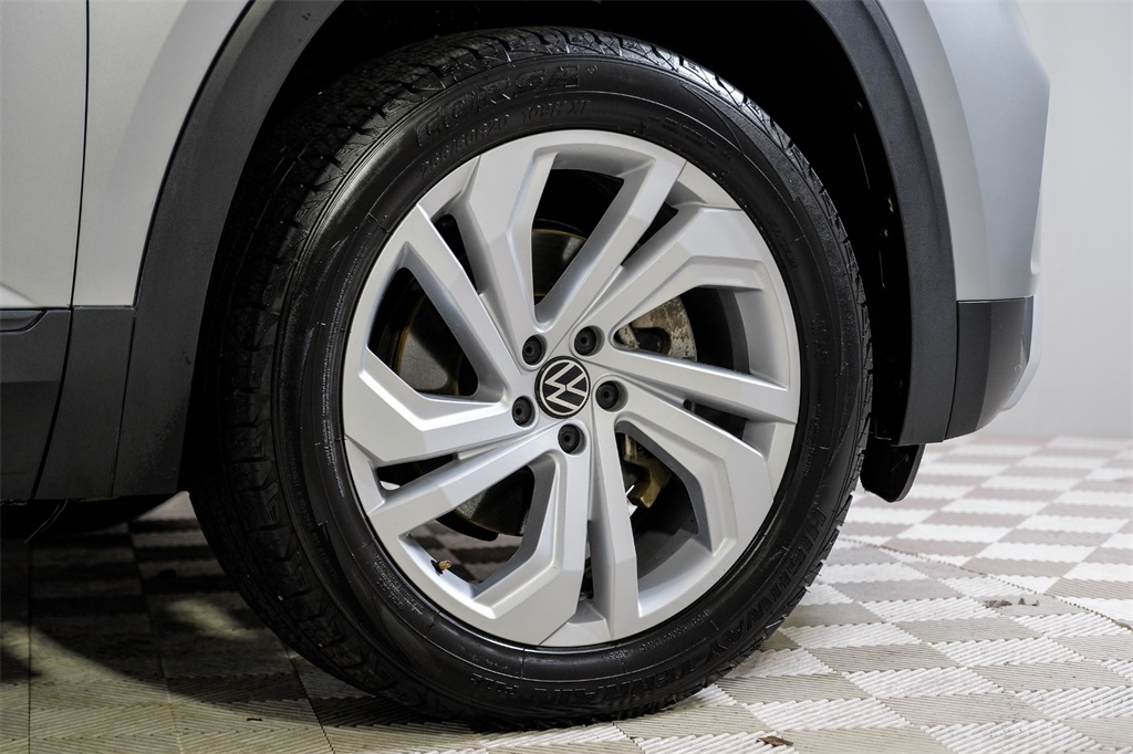 2021 Volkswagen Atlas 3.6L V6 SE Technology Image 13 of 60