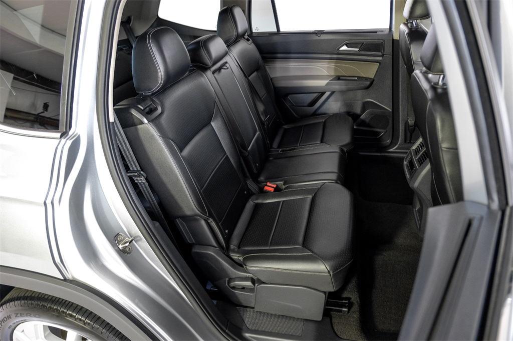 2021 Volkswagen Atlas 3.6L V6 SE Technology Image 20 of 60