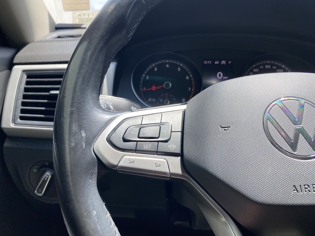 2021 Volkswagen Atlas 3.6L V6 SE Technology Image 32 of 39