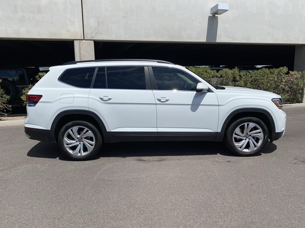 2021 Volkswagen Atlas 3.6L V6 SE Technology Image 4 of 39