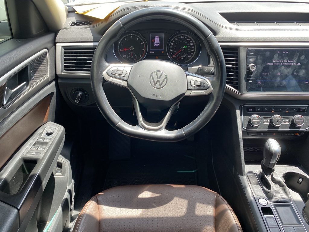 2021 Volkswagen Atlas 3.6L V6 SE Technology Image 10 of 39