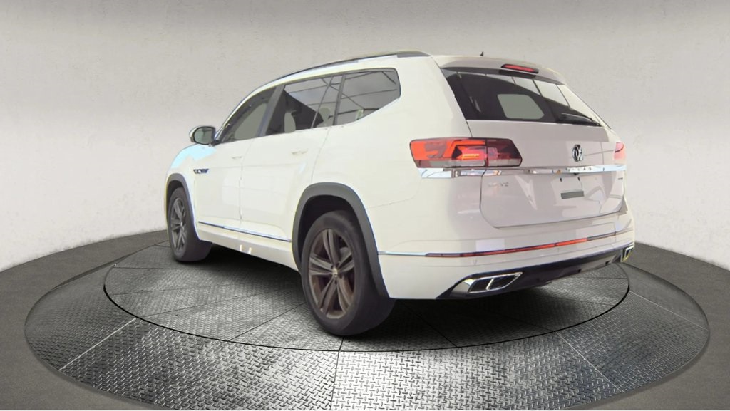 2021 Volkswagen Atlas 3.6L V6 SE Technology R-Line Image 2 of 8